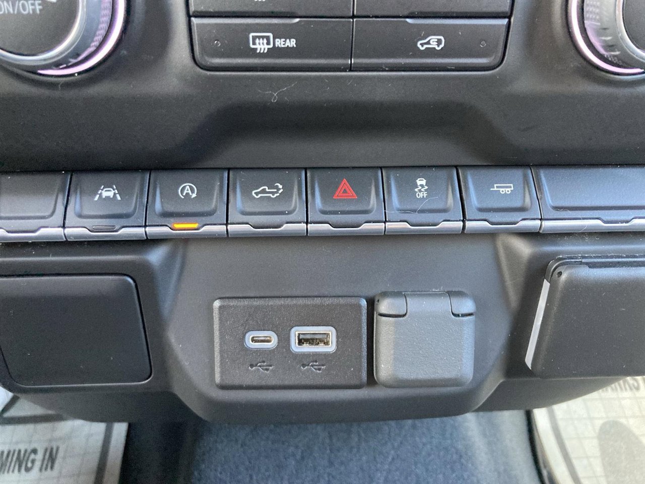 Used 2022 Chevrolet Silverado 1500 Custom image 21