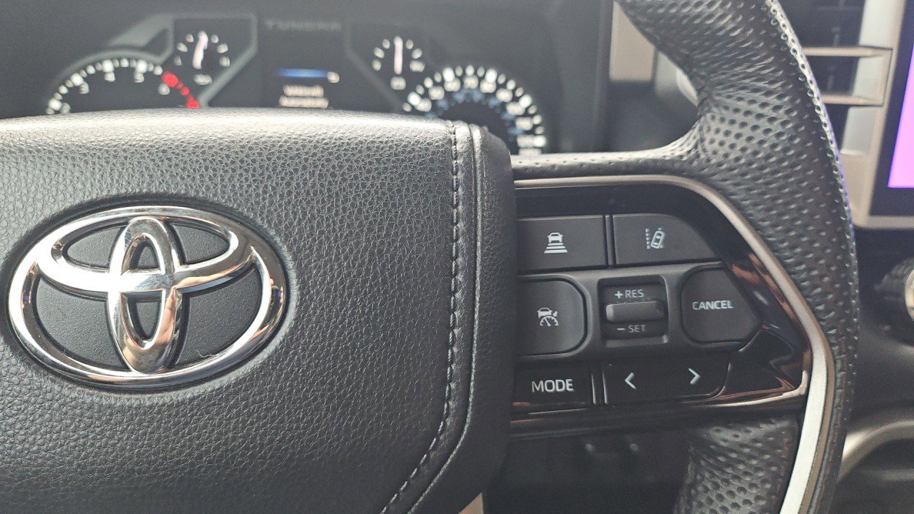 Used 2023 Toyota Tundra Limited w/ Power Package image 19