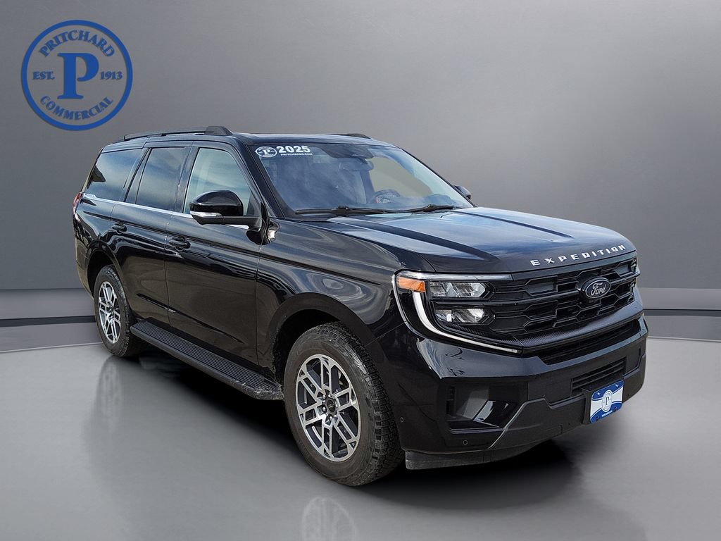 Used 2025 Ford Expedition Active
