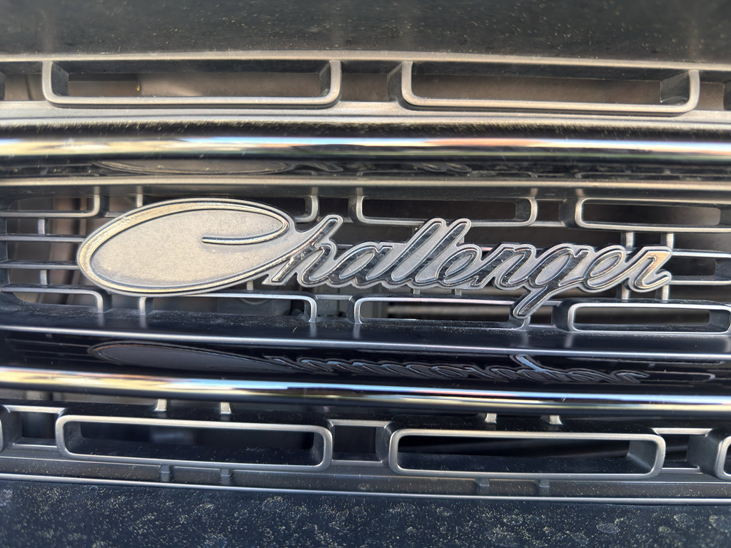 Used 2023 Dodge Challenger R/T w/ Plus Package image 20