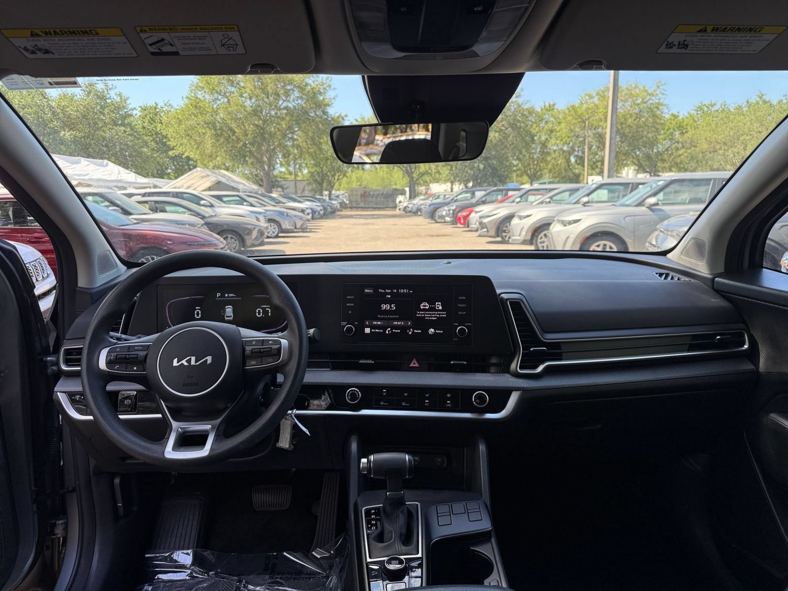 Used 2025 Kia Sportage LX FWD image 30