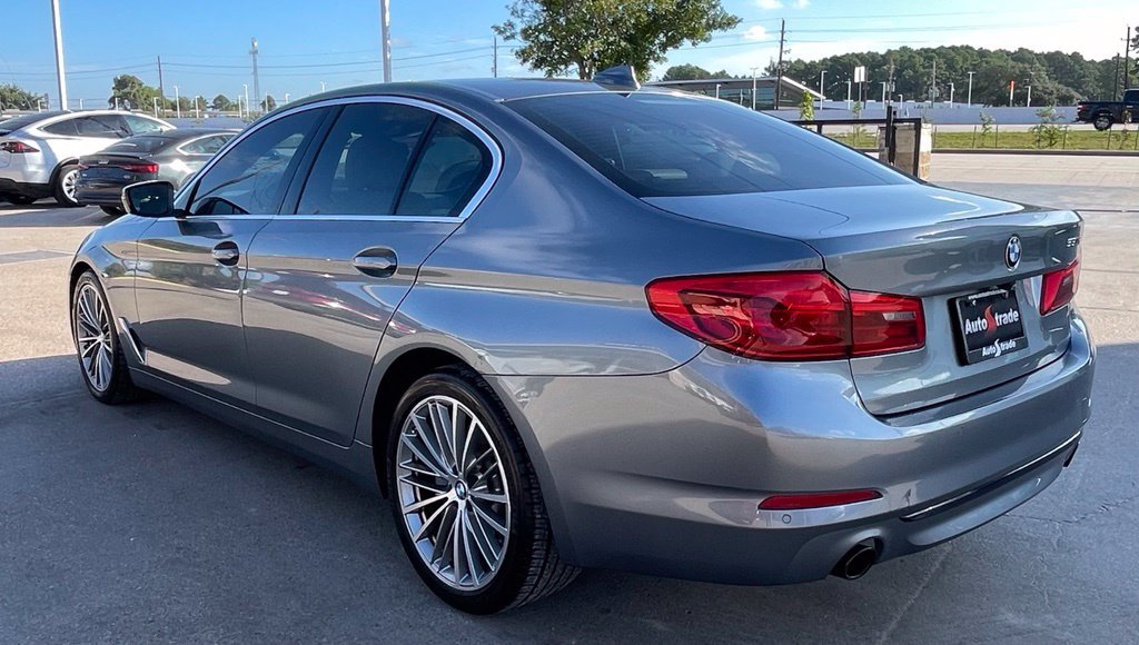 Used 2019 BMW 530i w/ Convenience Package RWD image 4