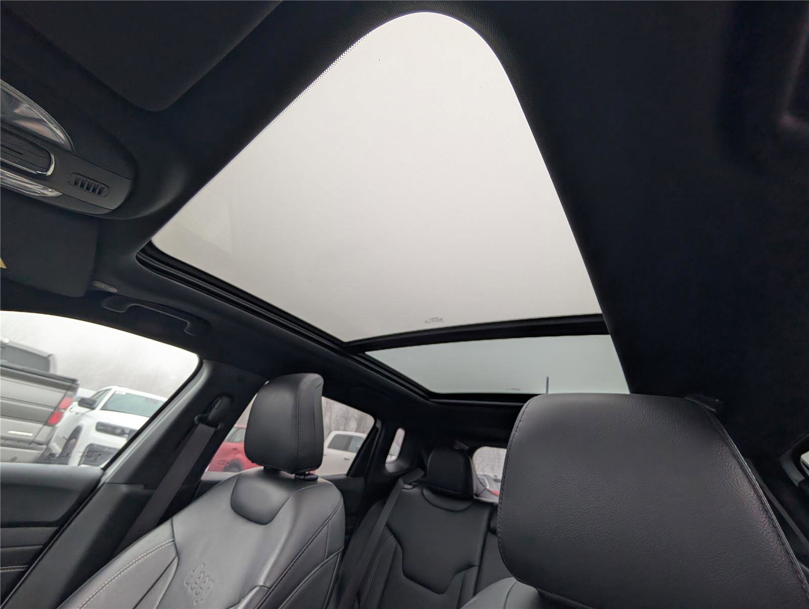 Used 2022 Jeep Compass High Altitude image 29