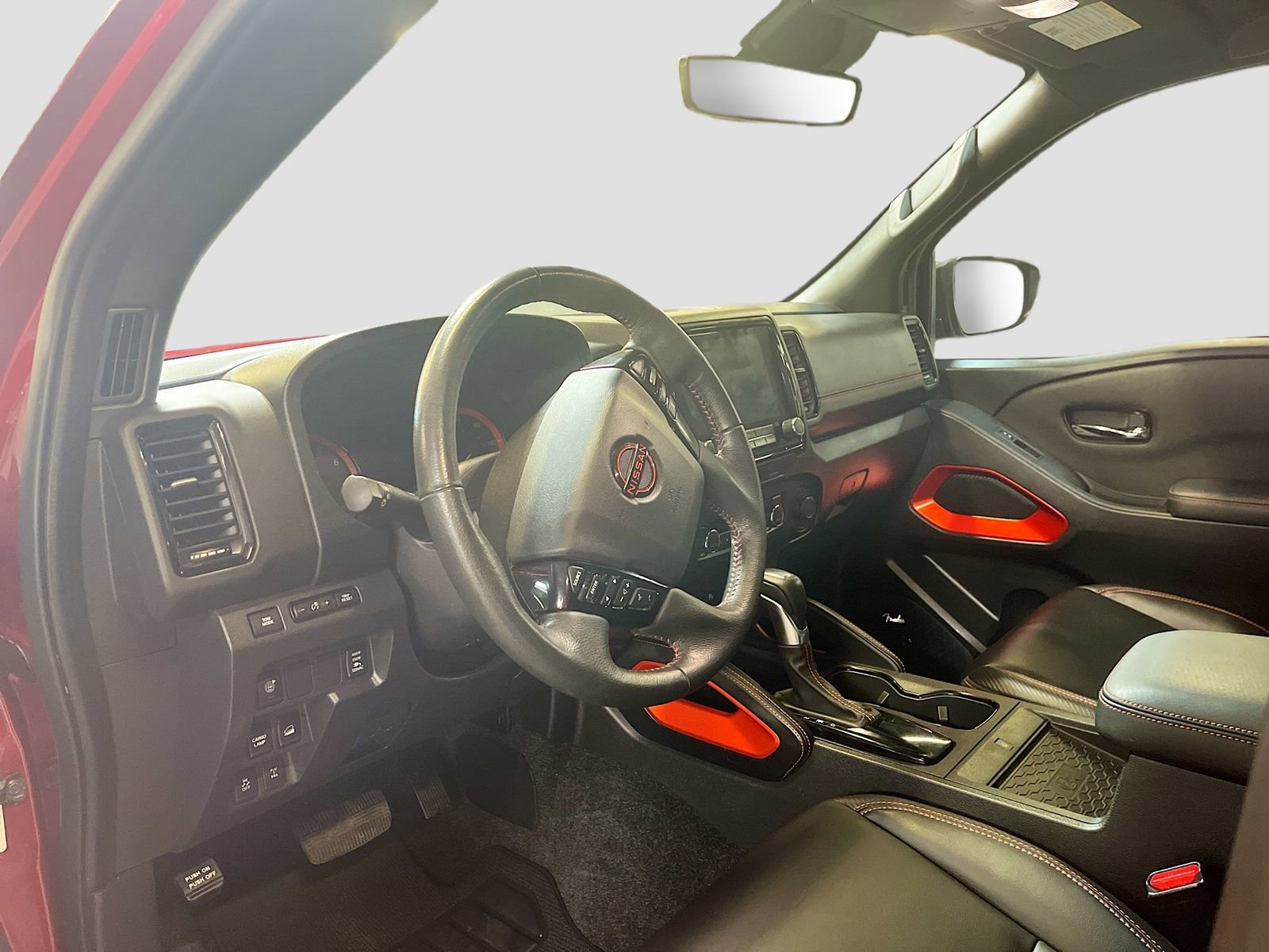 Used 2023 Nissan Frontier PRO-4X w/ Pro-4X Premium Package image 9