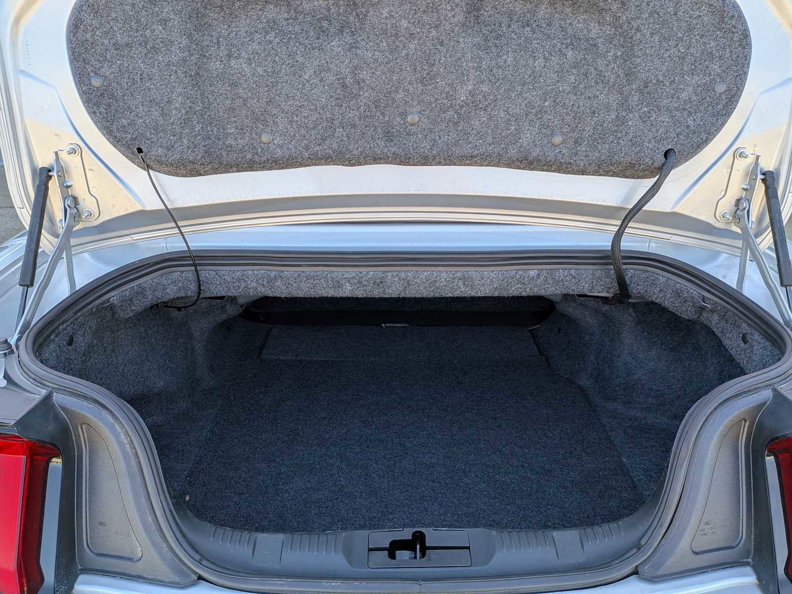 Used 2019 Ford Mustang GT Premium w/ Equipment Group 401A RWD image 29