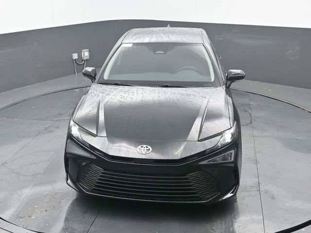 New 2026 Toyota Camry LE FWD image 28