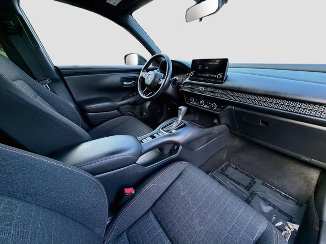 Used 2025 Honda HR-V Sport image 26
