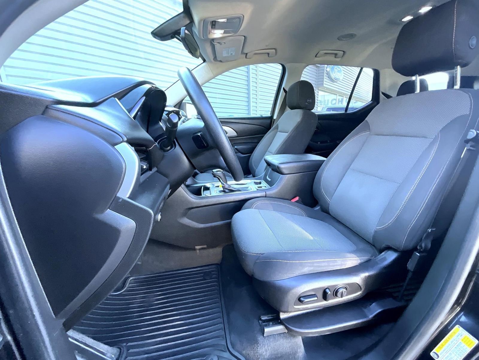Used 2019 Chevrolet Traverse LS AWD/4WD image 10