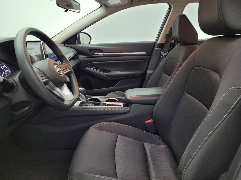 Used 2023 Nissan Altima 2.5 SV image 17
