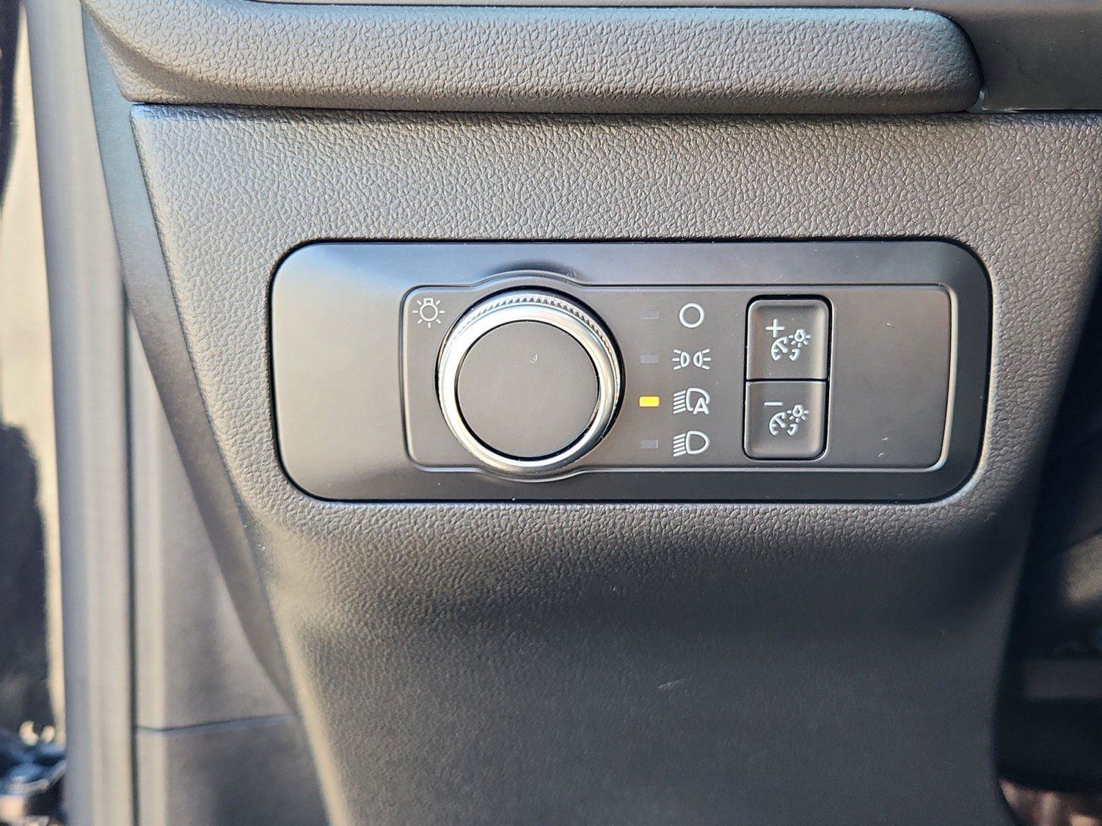 Used 2022 Ford Escape S AWD/4WD image 18
