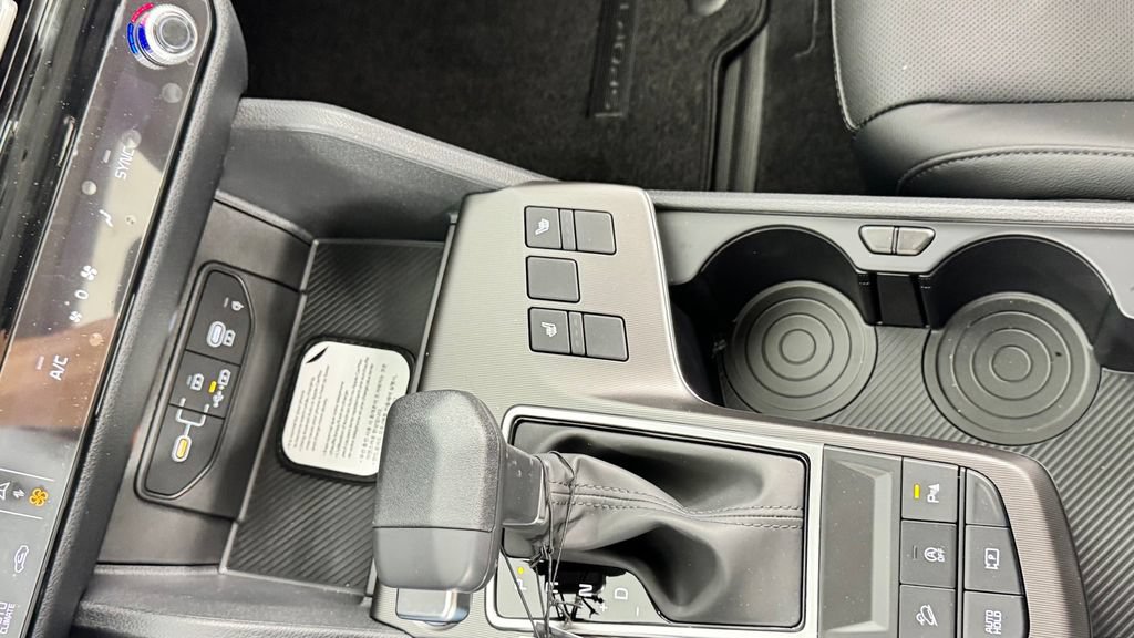 New 2026 Kia Sportage EX FWD image 29