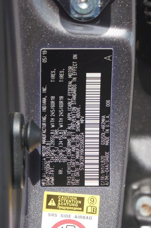 Used 2019 Toyota Highlander XLE FWD image 21