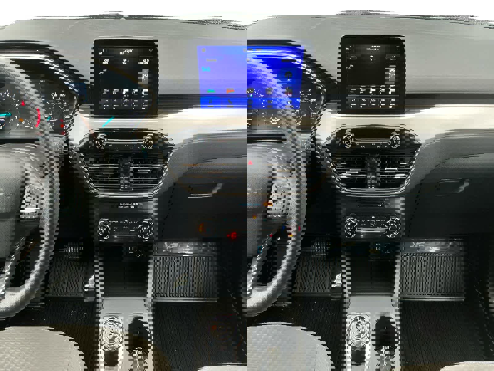 Used 2020 Ford Escape SE image 12