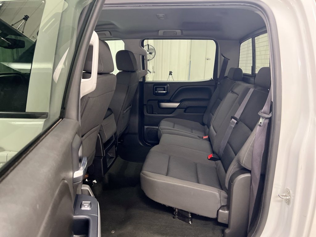 Used 2017 Chevrolet Silverado 1500 LT w/ All Star Edition AWD/4WD image 22