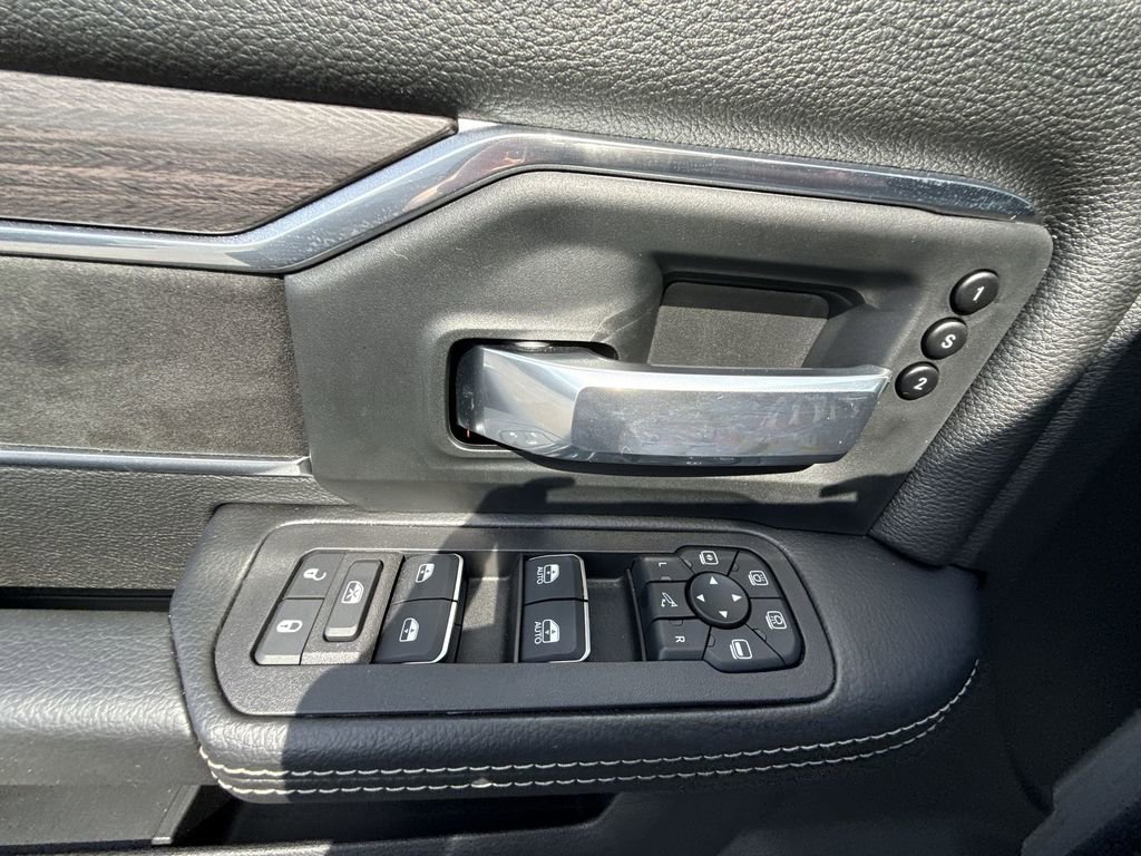 Used 2025 RAM 3500 Laramie w/ Night Edition image 30