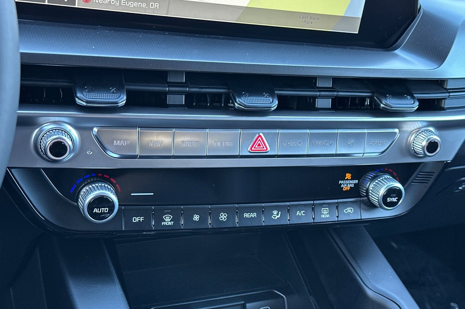 New 2025 Kia Telluride LX image 17