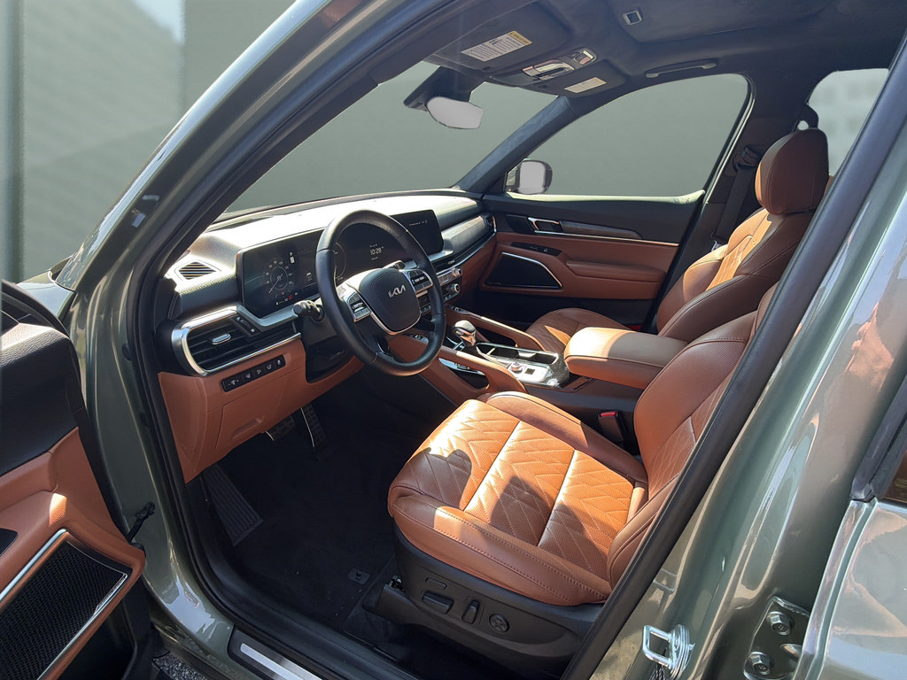 Used 2024 Kia Telluride SX Prestige X-Pro AWD/4WD image 13