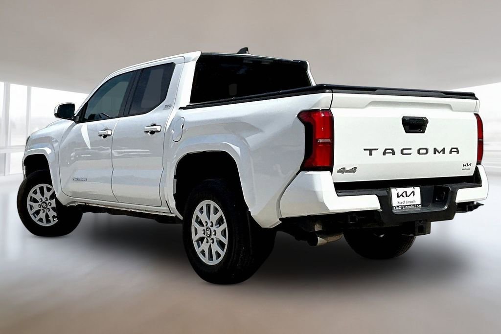Used 2024 Toyota Tacoma SR5 AWD/4WD image 4
