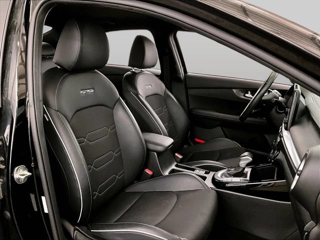 Used 2022 Kia Forte GT-Line w/ GT-Line Technology Package FWD image 7