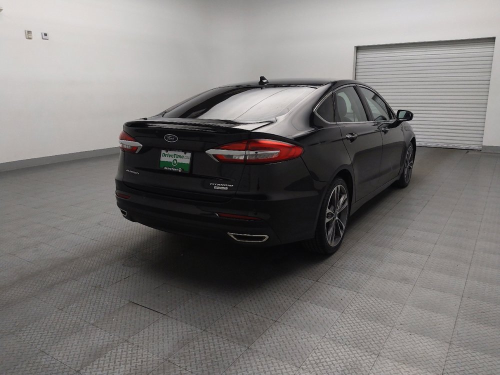 Used 2019 Ford Fusion Titanium image 9