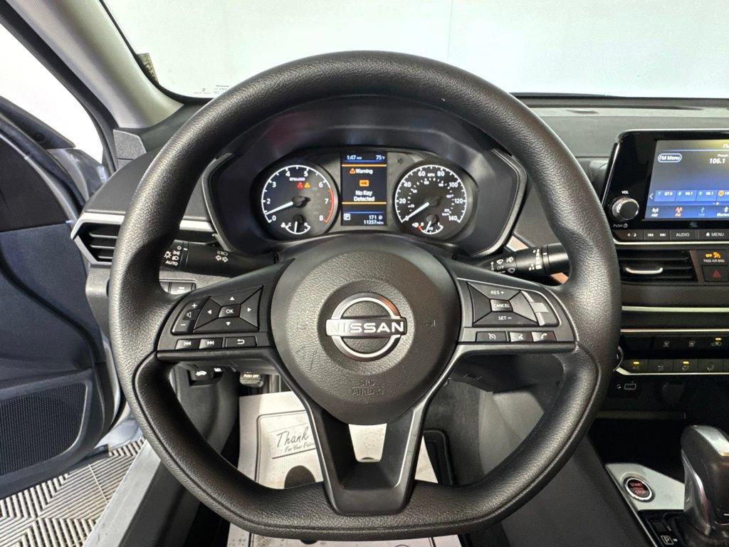 Used 2024 Nissan Altima 2.5 S FWD image 17