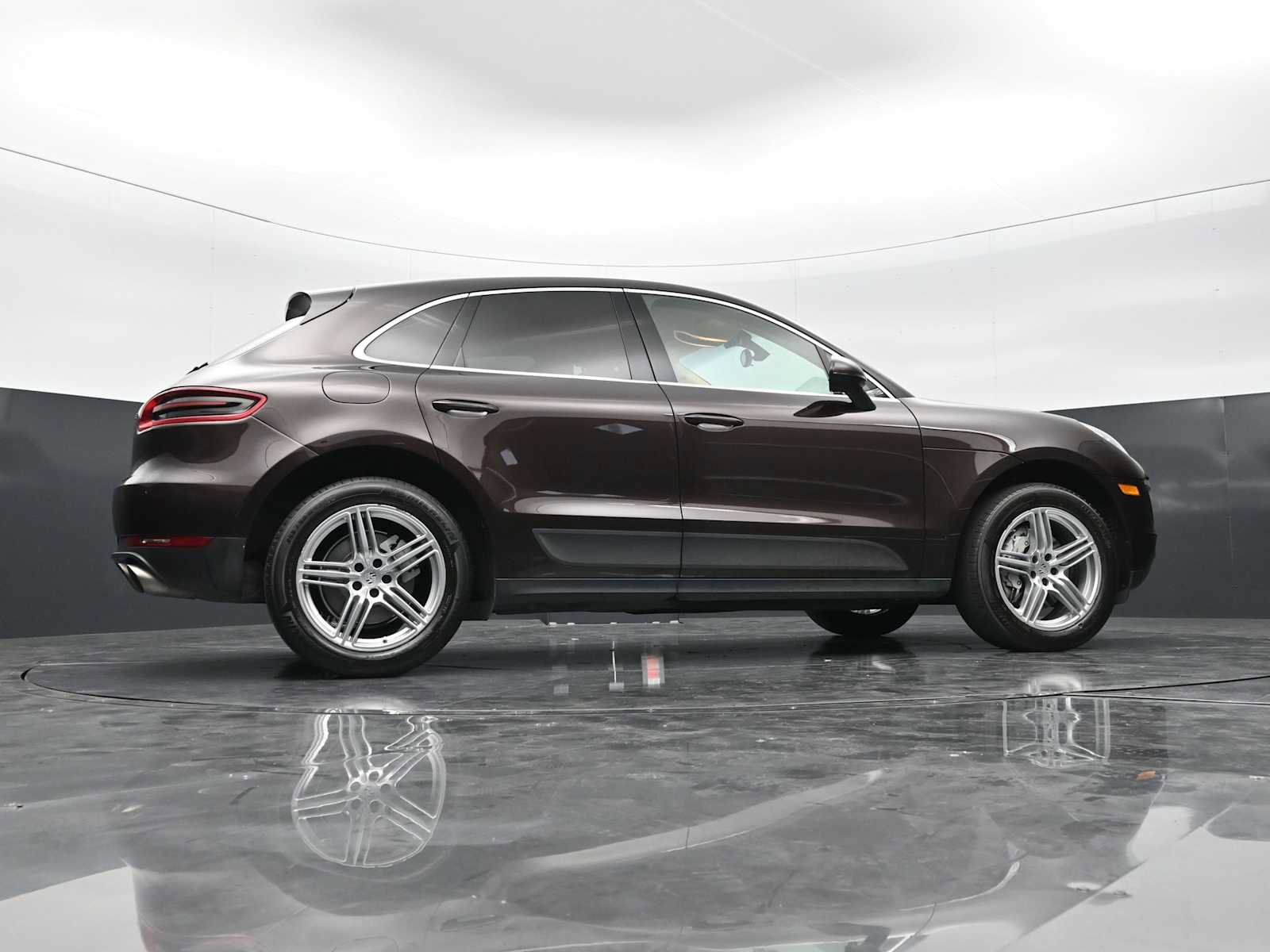 Used 2016 Porsche Macan S AWD/4WD image 42