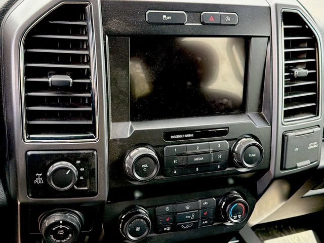Used 2019 Ford F150 XLT w/ Equipment Group 302A Luxury AWD/4WD image 12