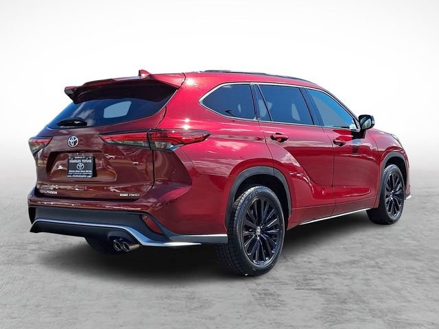 Used 2023 Toyota Highlander XSE image 6