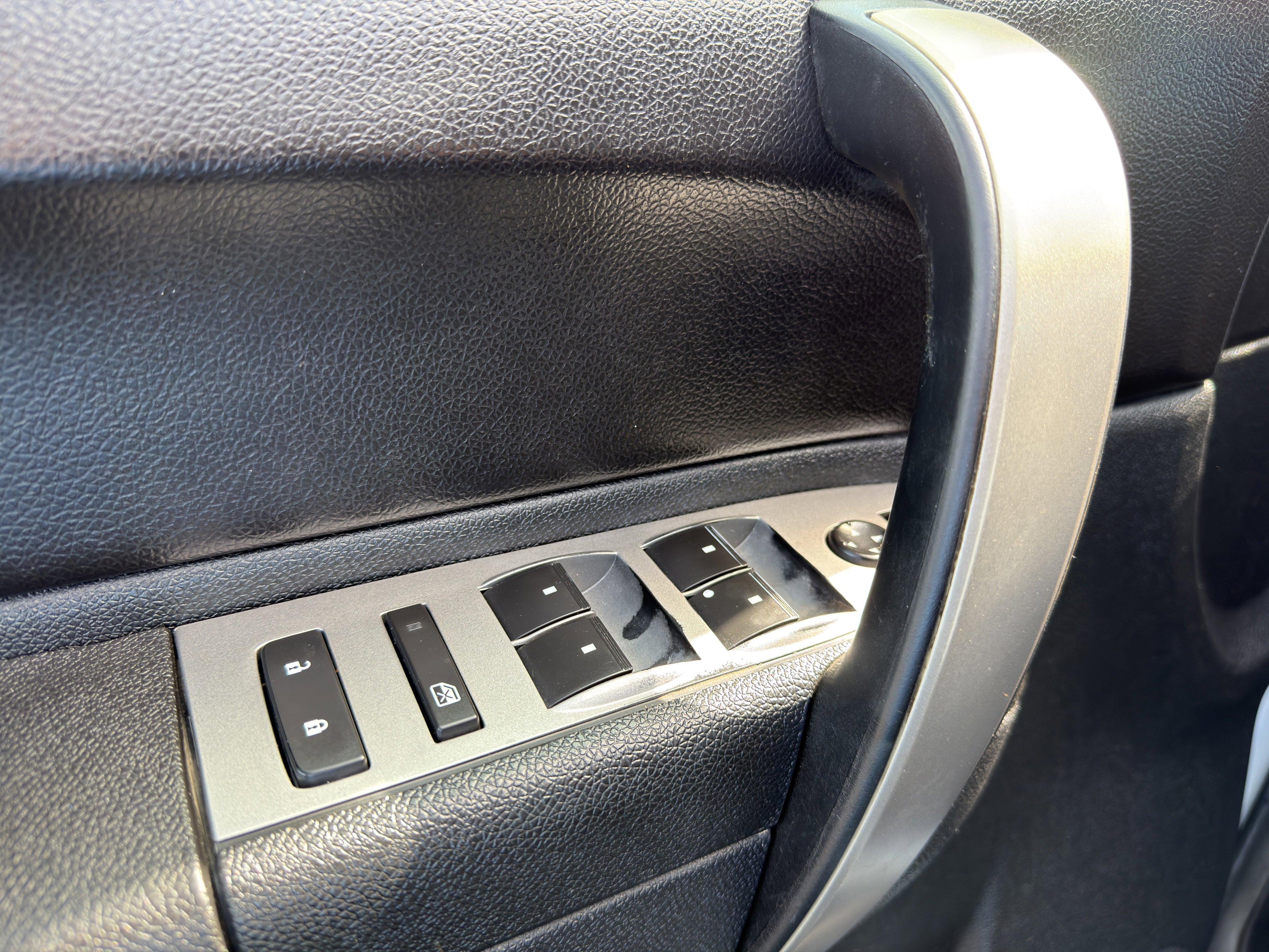 Used 2013 Chevrolet Silverado 2500 LT w/ Interior Plus Package RWD image 23