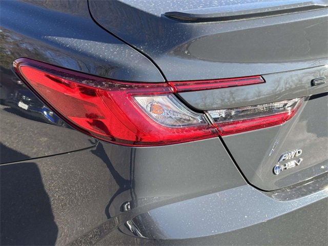 Used 2025 Toyota Camry SE image 9