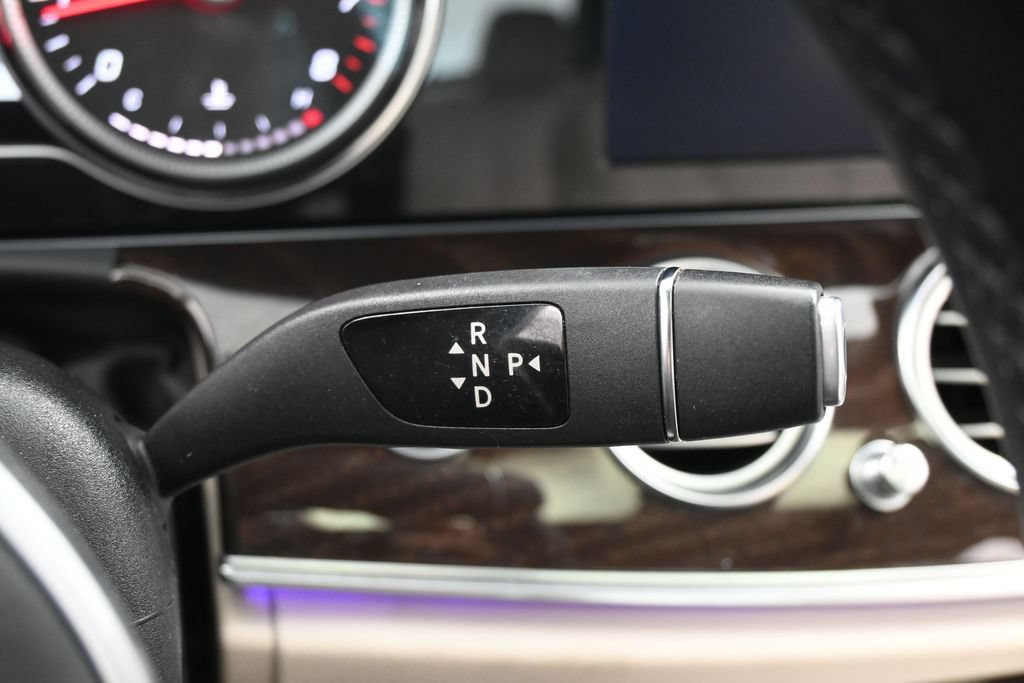 Used 2019 Mercedes-Benz E 300 image 22