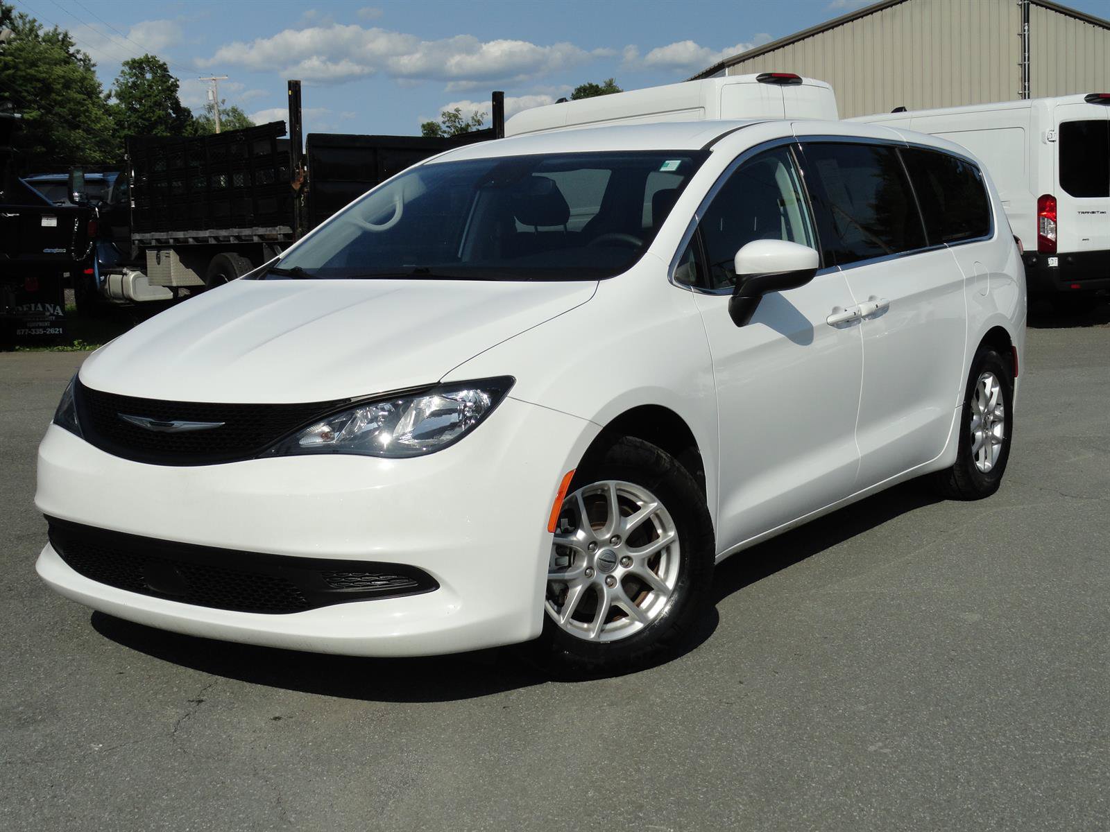 Used 2023 Chrysler Voyager LX