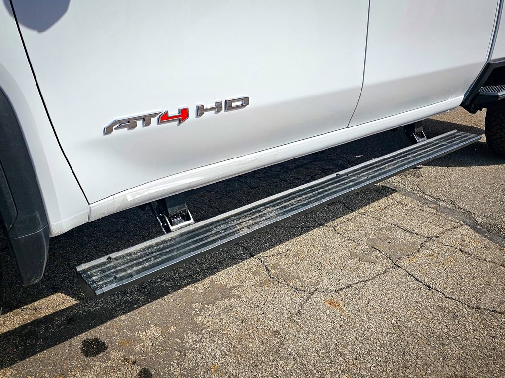 New 2026 GMC Sierra 2500 AT4 w/ AT4 Premium Plus Package image 12