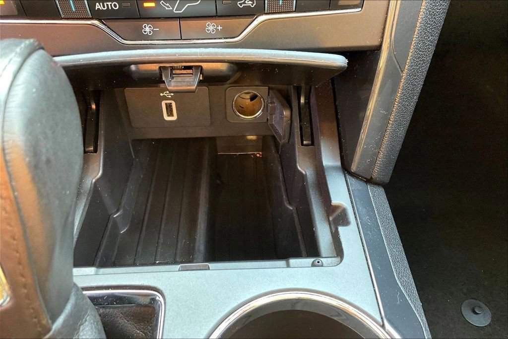 Used 2018 Ford Explorer XLT w/ Equipment Group 201A image 32