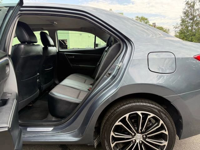 Used 2015 Toyota Corolla S Premium image 20