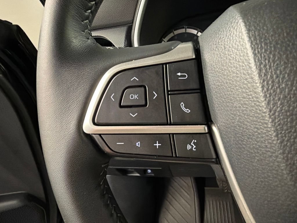 Used 2023 Toyota Highlander XSE AWD/4WD image 18