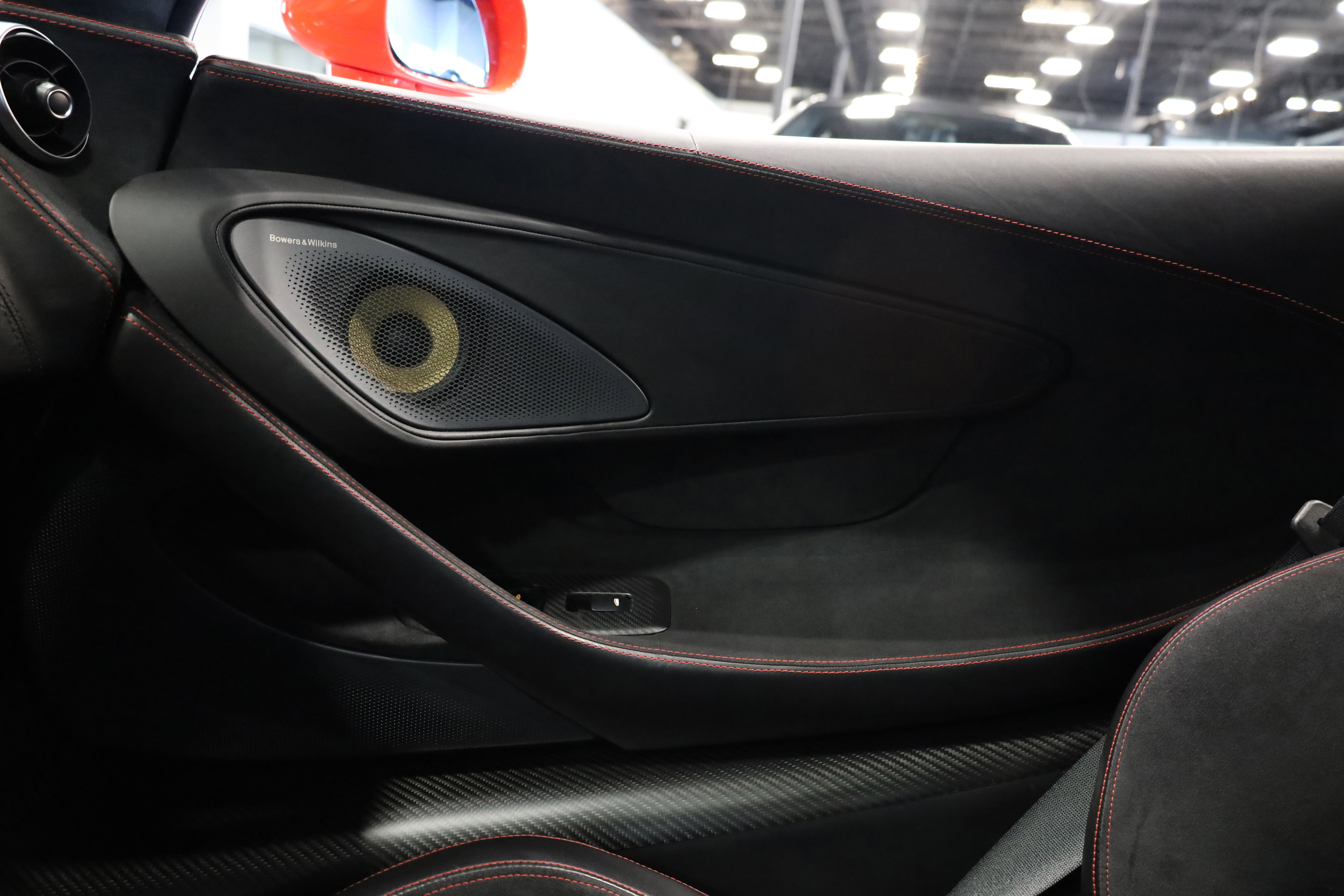 Used 2017 McLaren 570S Coupe image 30