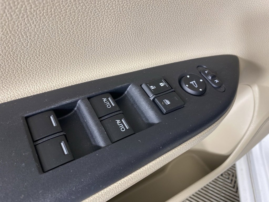 Used 2017 Honda Accord EX-L image 30