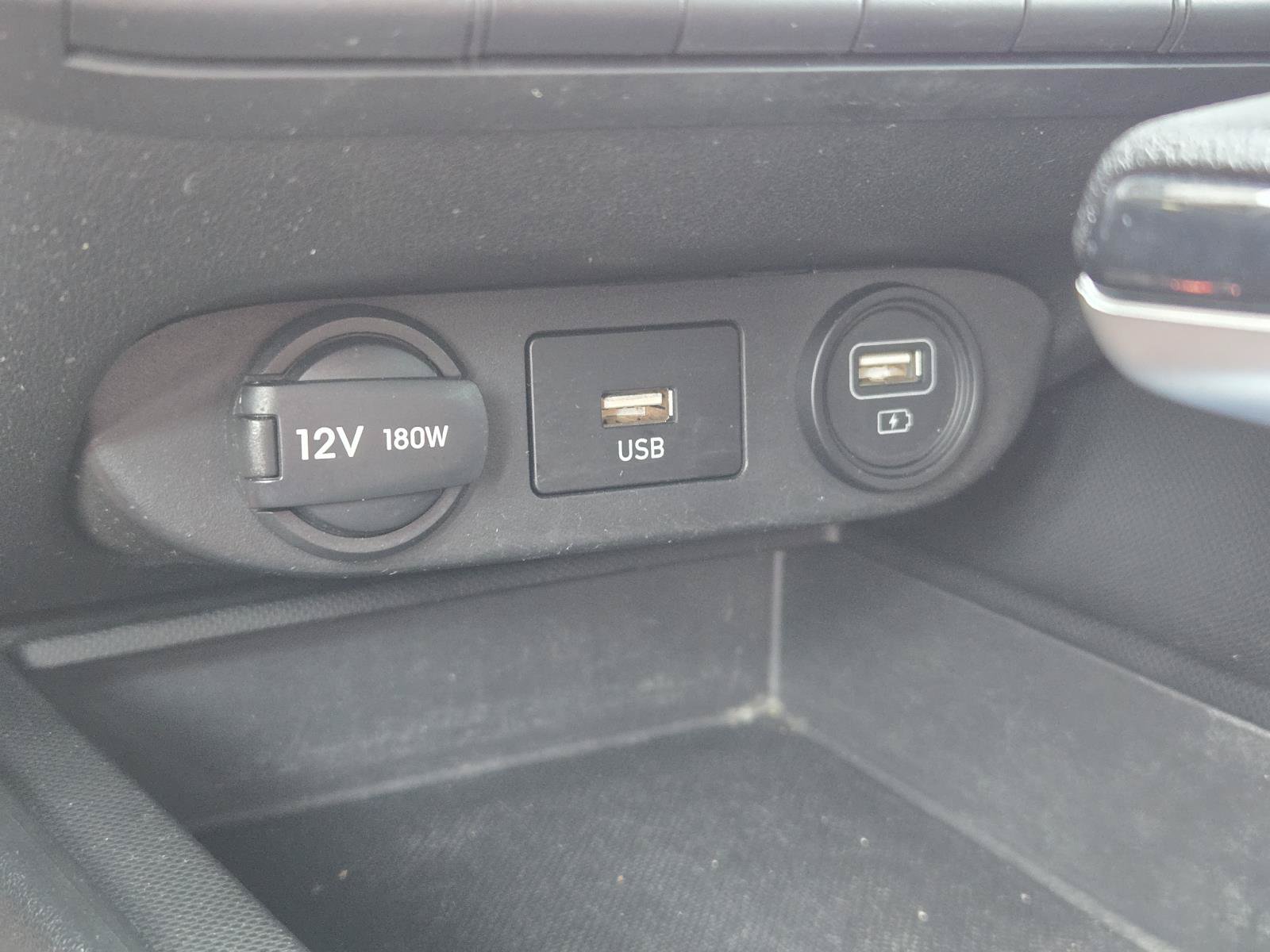 Used 2022 Hyundai Elantra SEL FWD image 12