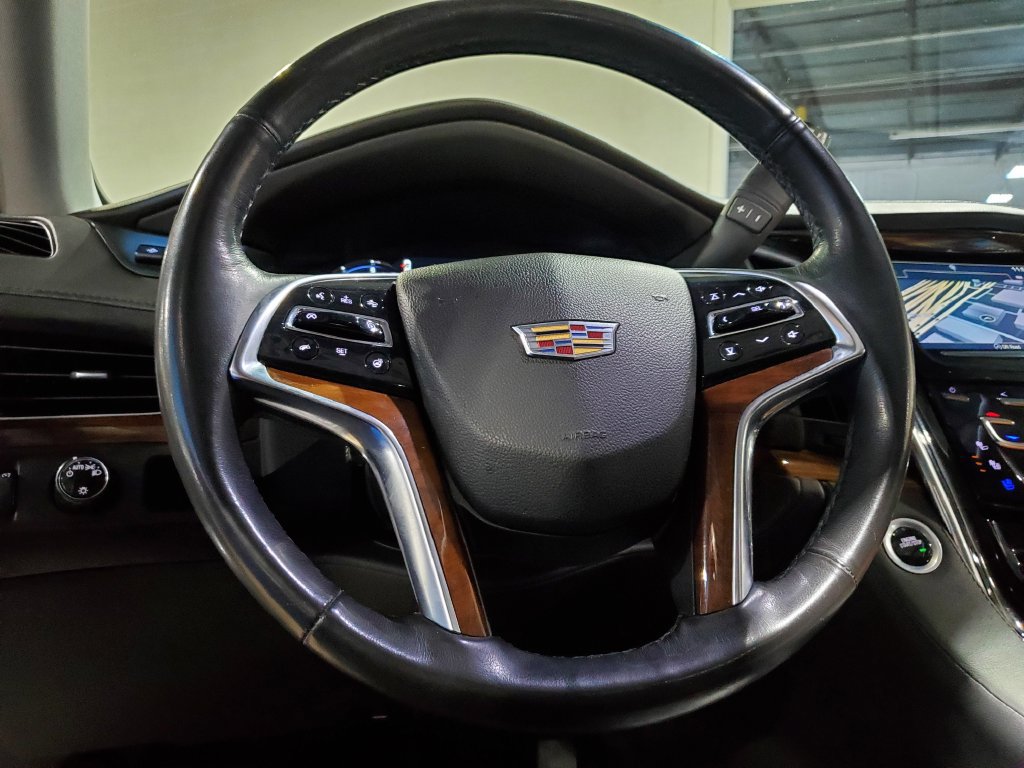 Used 2019 Cadillac Escalade ESV Luxury RWD image 31