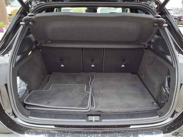Used 2025 Mercedes-Benz GLA 250 image 21