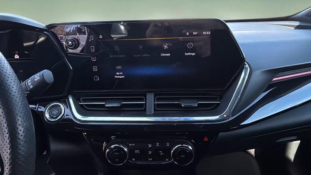 Certified 2024 Chevrolet Trax RS w/ Driver Confidence Package image 19