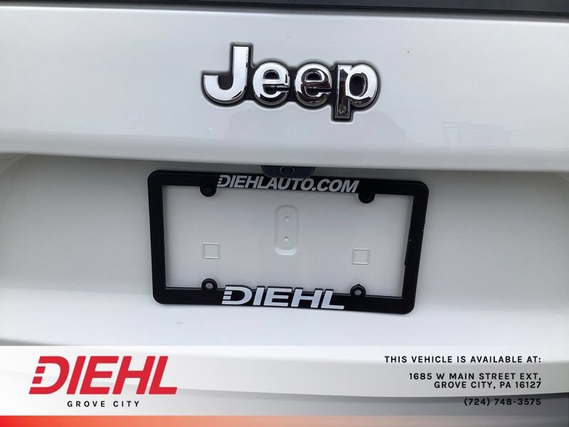 Used 2022 Jeep Cherokee Latitude Lux AWD/4WD image 11