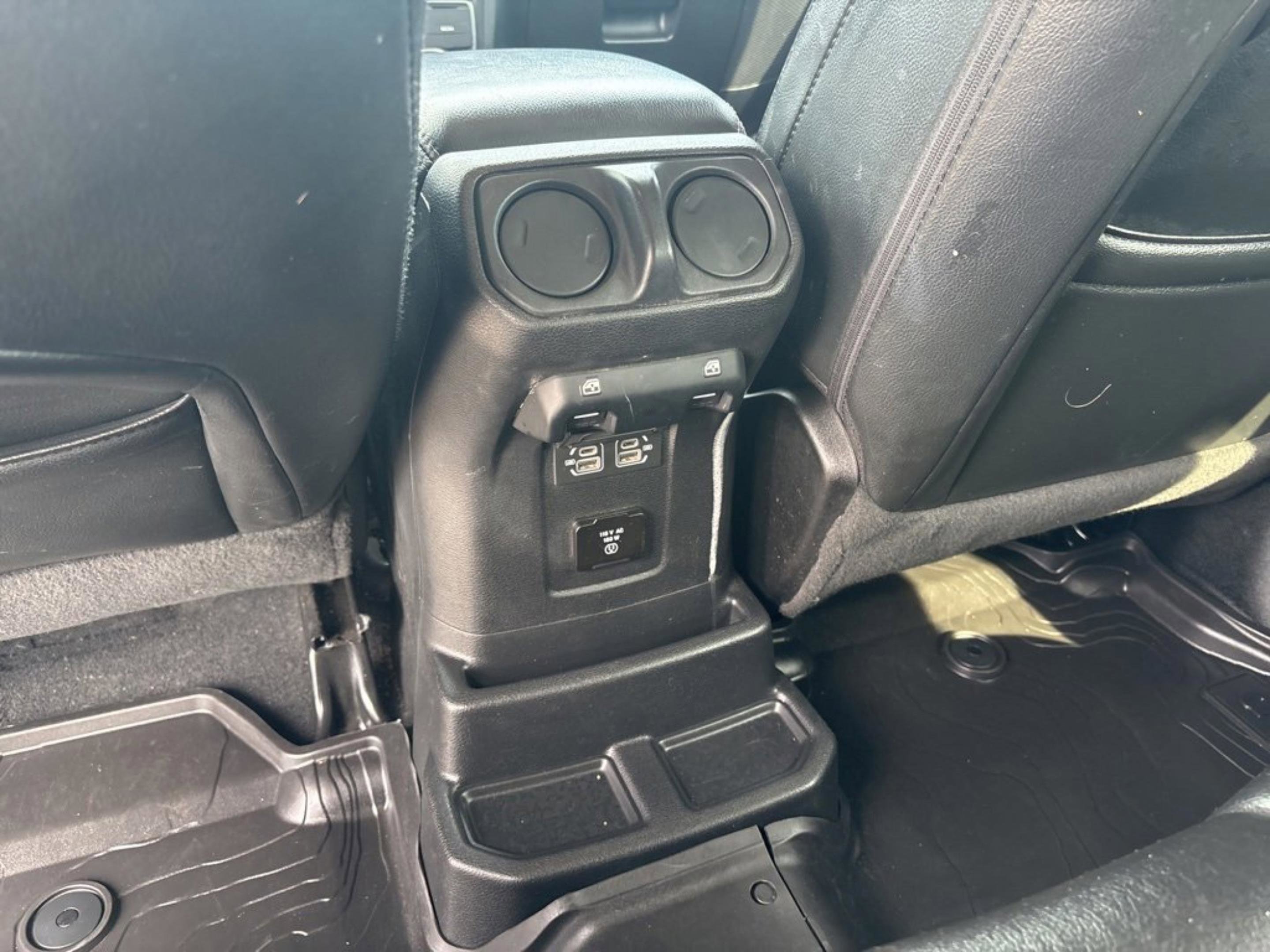 Used 2022 Jeep Wrangler Unlimited Sahara w/ LED Lighting Group image 12