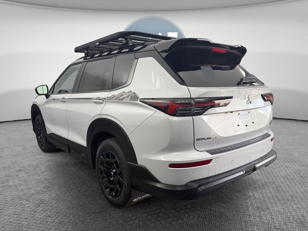 New 2026 Mitsubishi Outlander AWD image 6