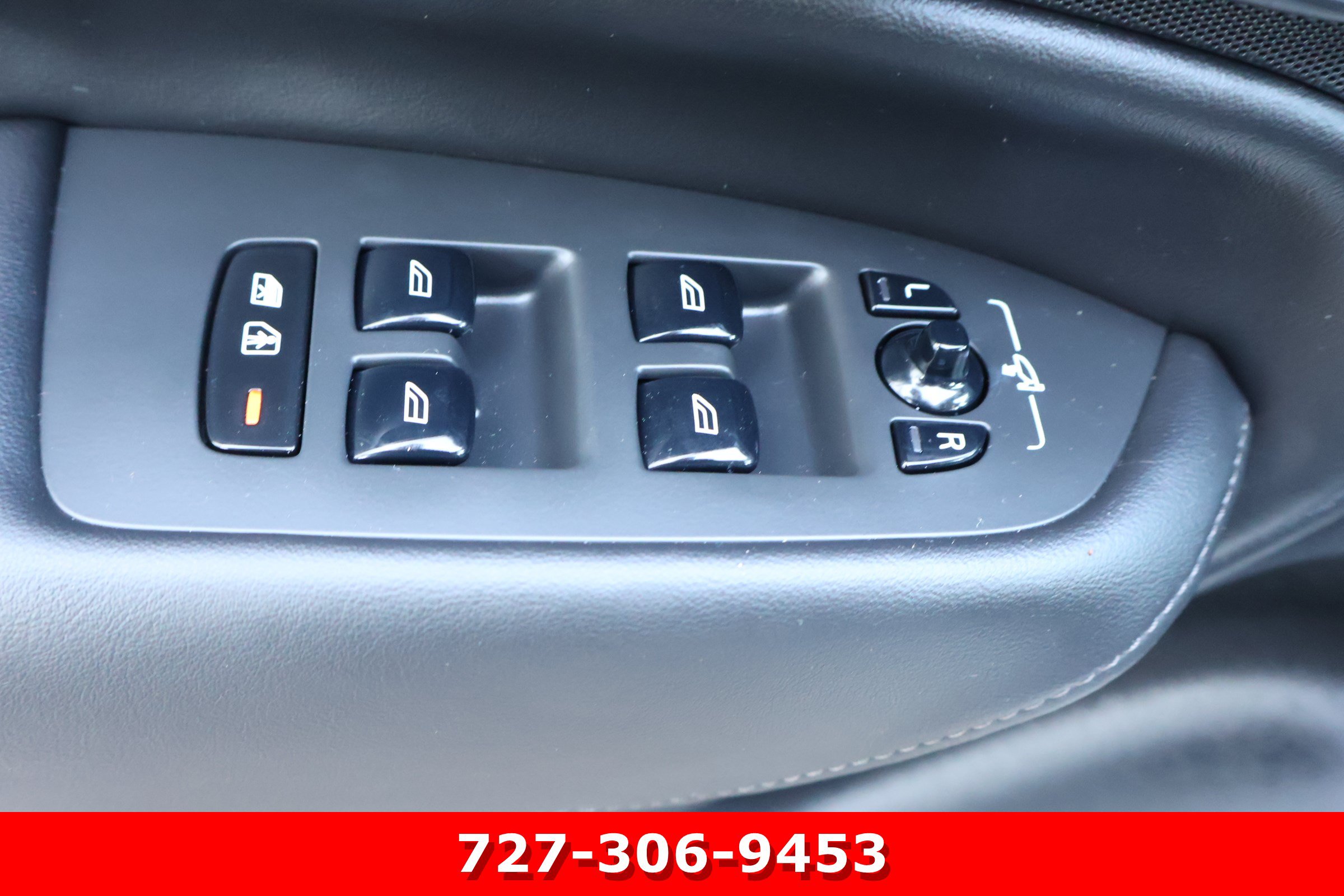 Used 2024 Volvo XC90 T8 Plus w/ Protection Package Premier AWD/4WD image 15