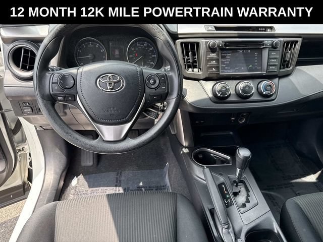 Used 2017 Toyota RAV4 LE AWD/4WD image 15