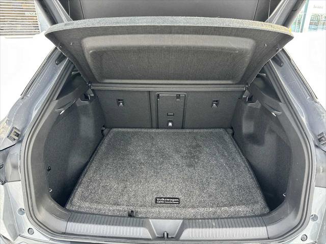 Used 2023 Volkswagen ID.4 Pro S Plus image 14