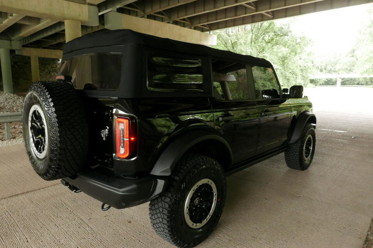 Used 2021 Ford Bronco Badlands image 43