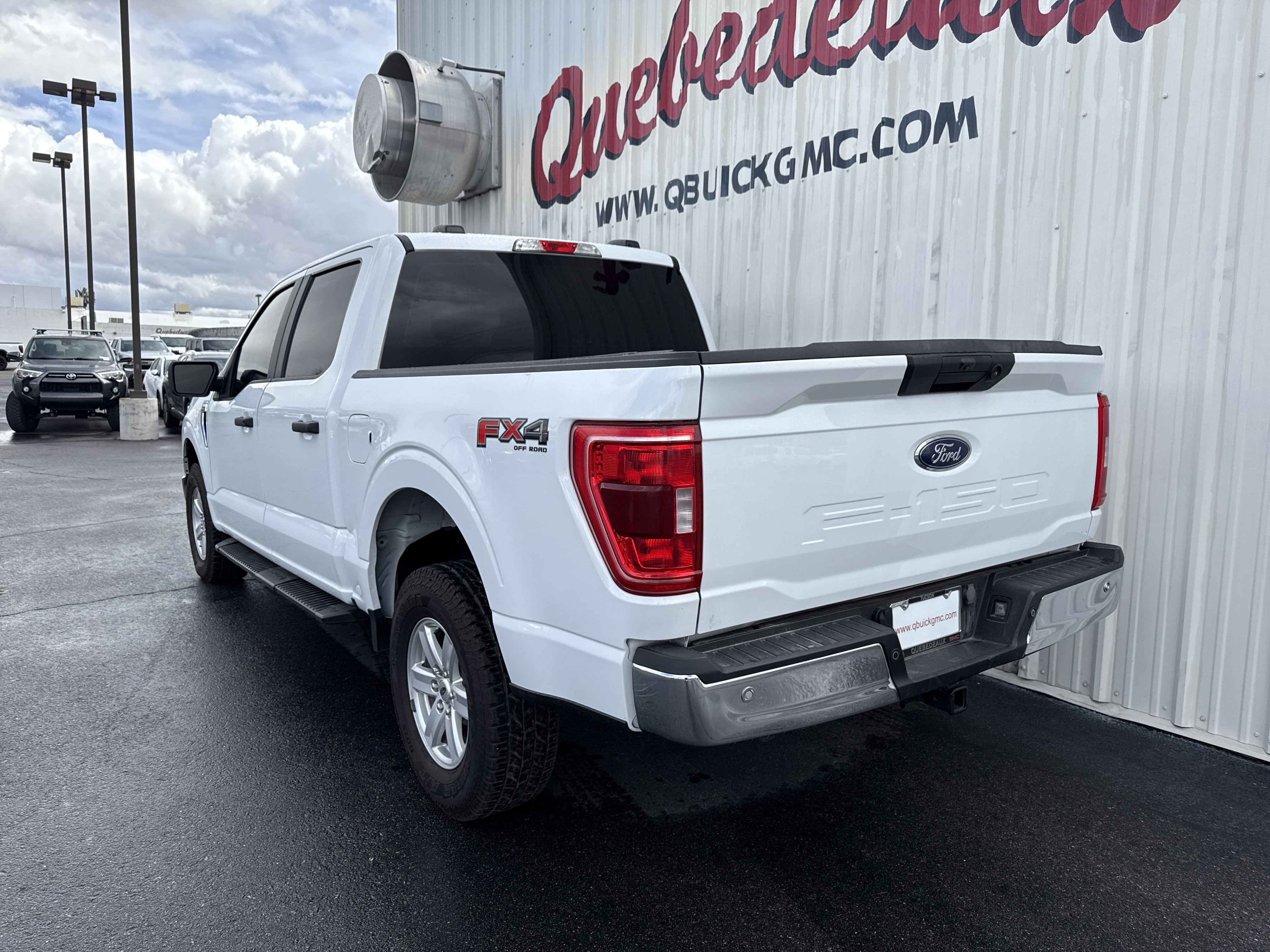 Used 2023 Ford F150 XLT w/ Trailer Tow Package image 10